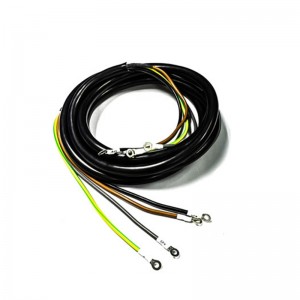 電気ワイヤーハーネスと電子ワイヤーハーネス